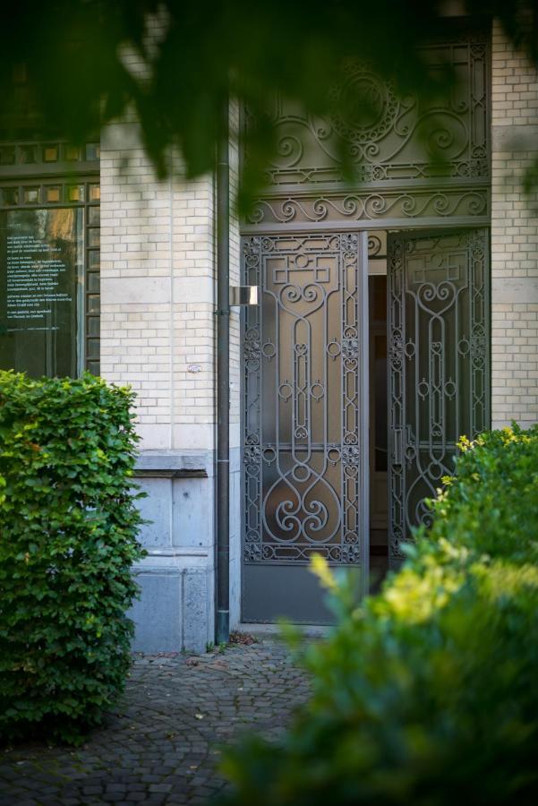 Garden Of Eden Bed and Breakfast Antwerpen Exteriör bild